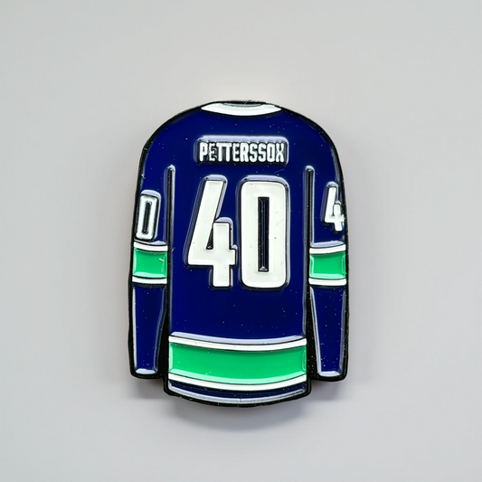 Elias Pettersson Golf Marker
