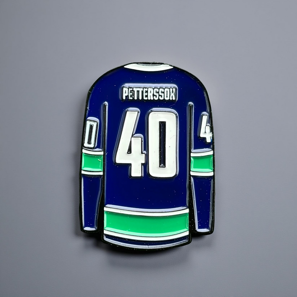 Elias Pettersson Golf Marker